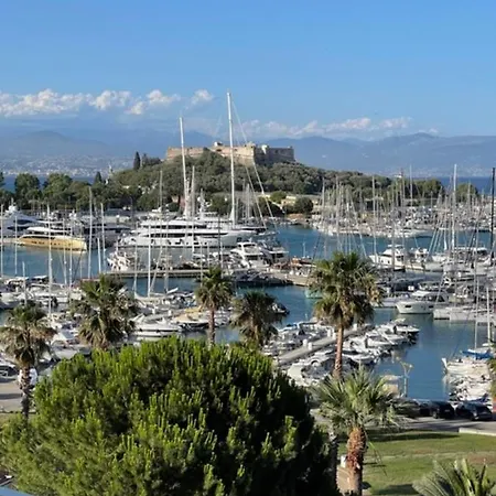 55M One Bedroom Seafront Port Vauban Antibes With 20M Terrace Antibes